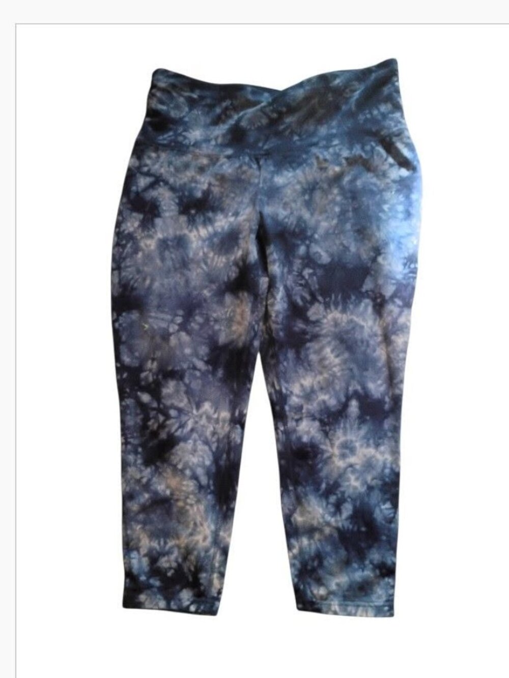 Zenergy Chico's 2 new with tags leggings crop